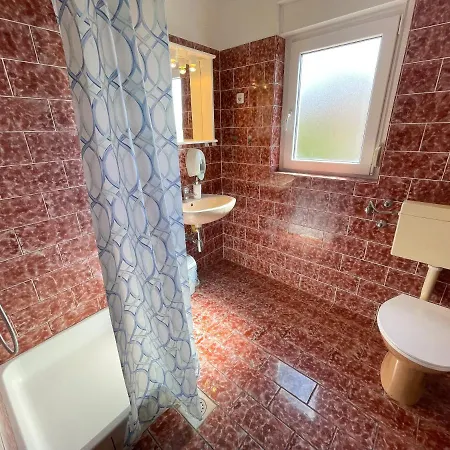 Nevenka Apartman Jadranovo